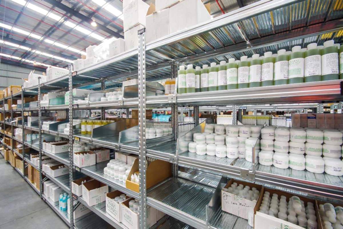 Ecza Deposu Raf Sistemleri