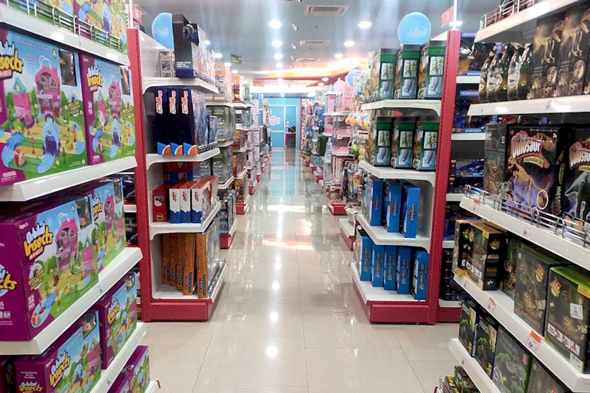 Oyuncak Mağazası Raf Sistemleri